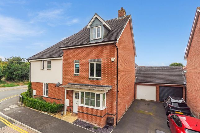 Kings Chapel Road, Picket Piece, Andover 4 bed semi