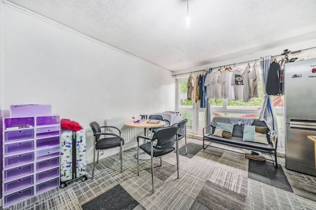 Angell Road, Brixton, London, SW9 3 bed flat for sale
