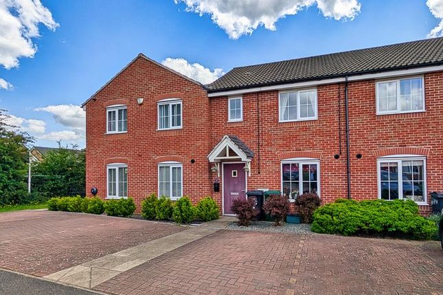 3 bedroom town house for sale