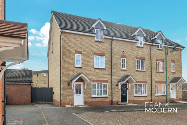 Applewood Drive, Hampton Hargate, PE7 3 bed terraced house for sale