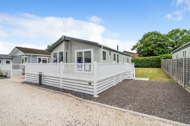 Langport TA10 3 bed mobile home for sale