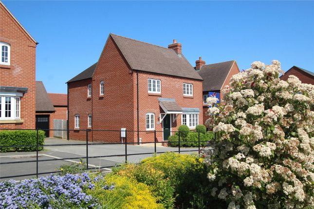 4 bed detached house