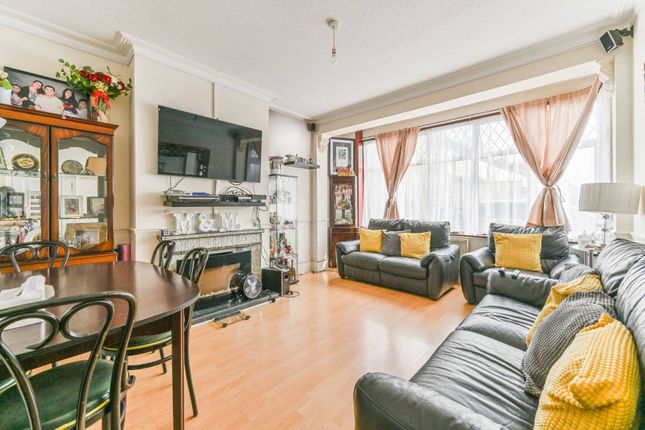 Lonsdale Gardens, Thornton Heath, CR7 3 bed terraced house for sale