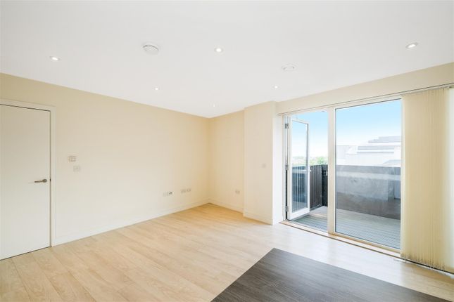 Craig House, 263 High Street... 1 bed flat for sale