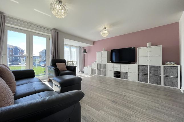 2 bed flat