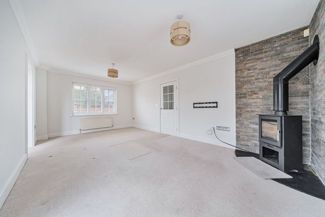 St. Pauls Court, Lynsted, ME9 4 bed semi