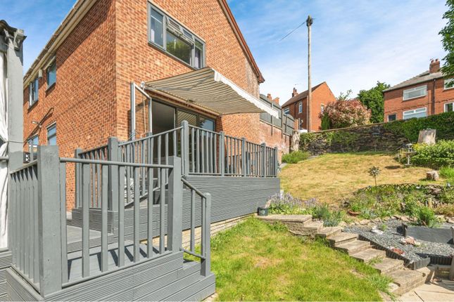 4 bed detached house