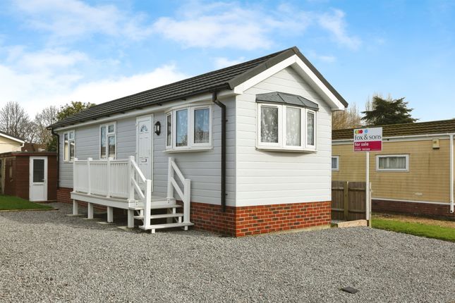 2 bedroom park home for sale