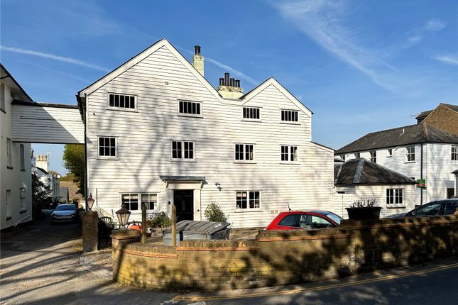 8 bedroom detached house for sale