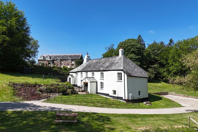 4 bedroom country house for sale