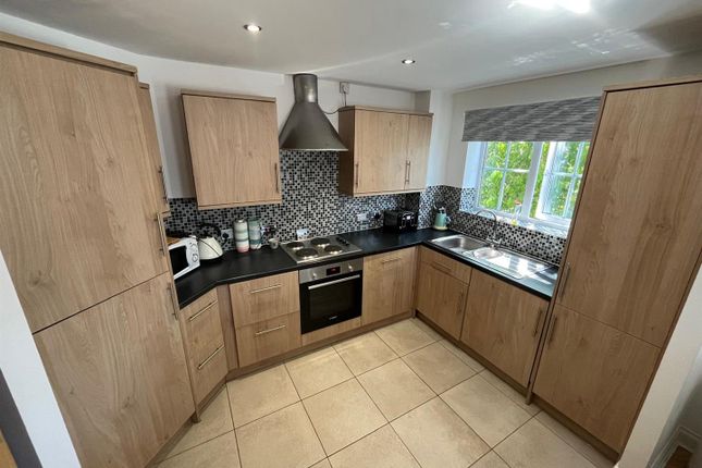 Derby Court, Bury, BL9 6WG 2 bed apartment for sale
