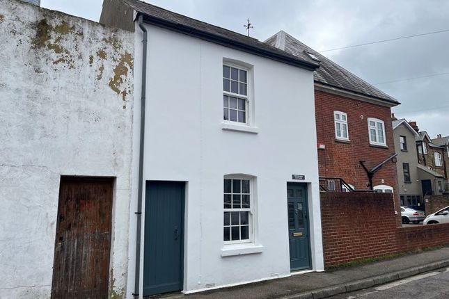2 bedroom semi-detached house for sale
