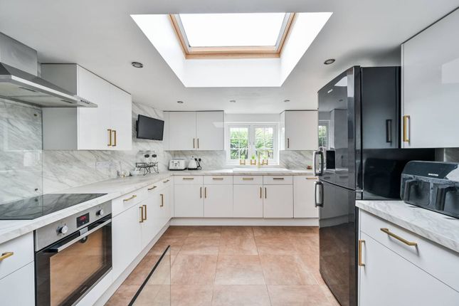 Lower Road, Rotherhithe, London, SE8 5 bed semi
