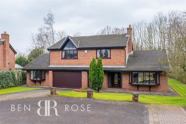 Nixon's Court, Leyland 4 bed detached house for sale
