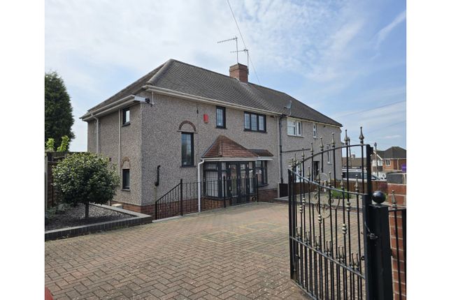3 bed semi-detached house