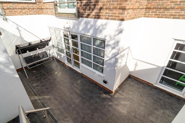 4 bedroom apartment for sale