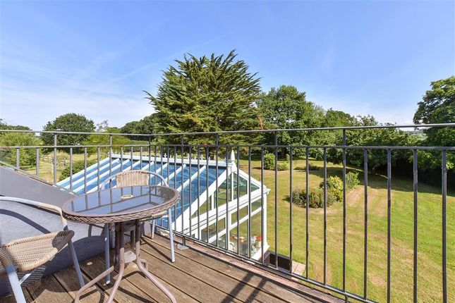3 bed detached house
