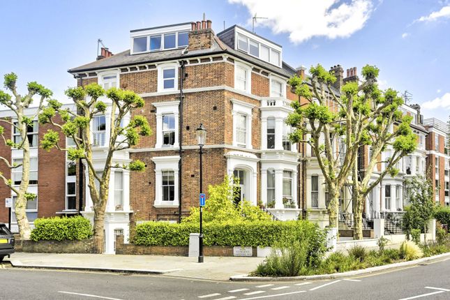 St Quintin Avenue, North Kensington... 1 bed flat for sale