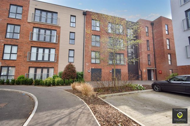 Hobbs Way, Gloucester 2 bed flat for sale