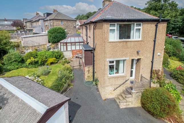 Reinwood Road, Huddersfield 4 bed semi