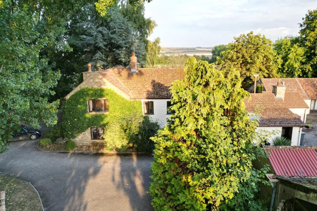 Hisomley, Dilton Marsh 6 bed detached house for sale