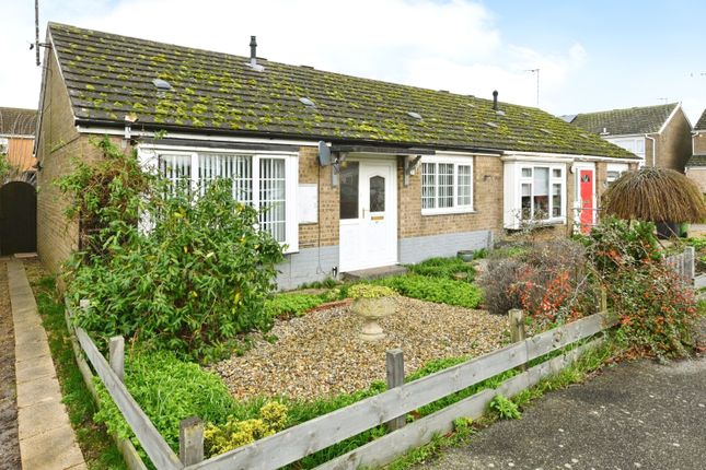 2 bedroom semi-detached bungalow for sale