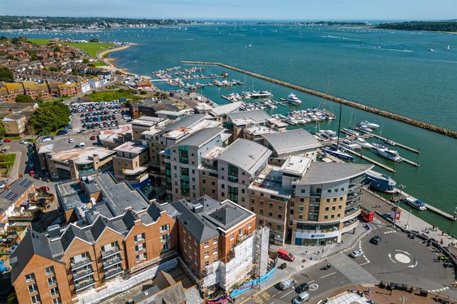 The Quay, Poole 3 bed penthouse for sale