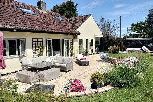 5 bedroom detached bungalow for sale