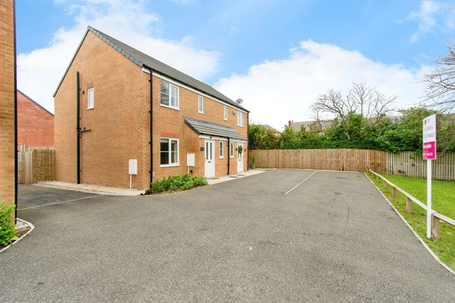 3 bed semi-detached house