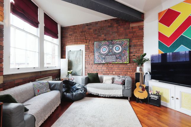2 bed flat