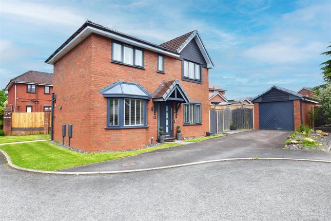 Montfort Close, Westhoughton 3 bed detached house for sale