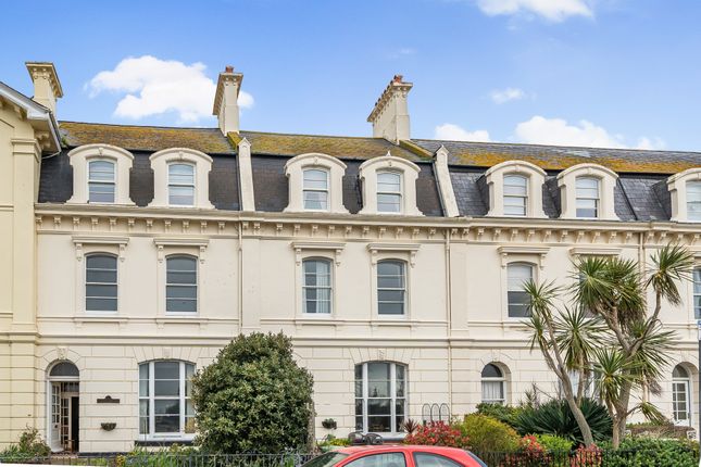 Powderham Terrace, Teignmouth 2 bed flat for sale