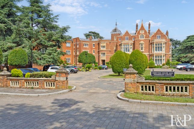 Longbourn, Windsor 3 bed apartment for sale