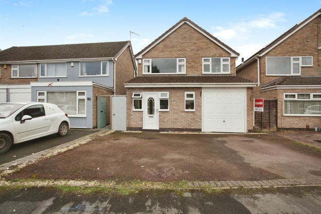 4 bed detached house