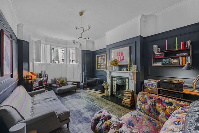 East Dulwich Grove,  East Dulwich, SE22 1 bed flat for sale