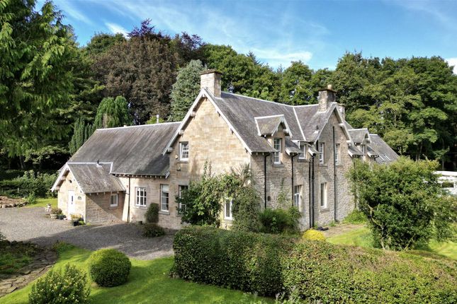 4 bedroom country house for sale