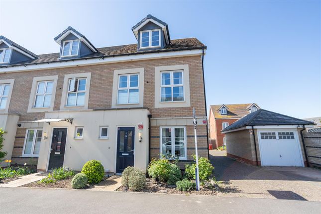 Kings Reach, Slough House for sale