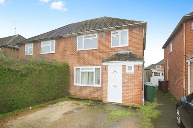 Lock Crescent, Kidlington, OX5 3 bed semi