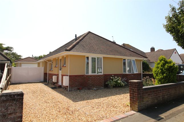 Seacroft Avenue, Barton On Sea... 2 bed bungalow for sale