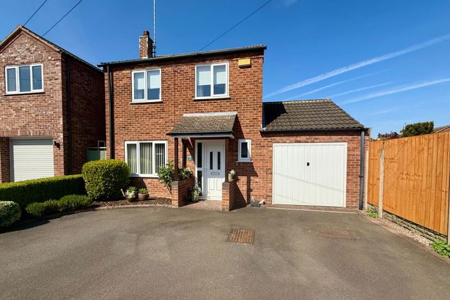 The Sandlands, Swadlincote DE11 3 bed detached house for sale