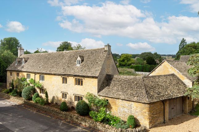 6 bedroom detached house for sale