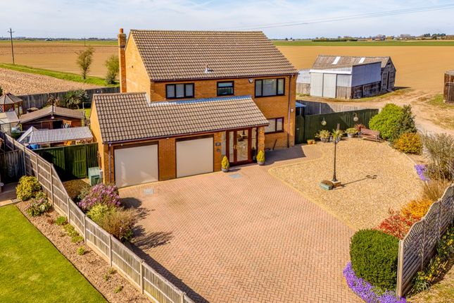 Wrights Lane, Sutton Bridge... 4 bed detached house for sale