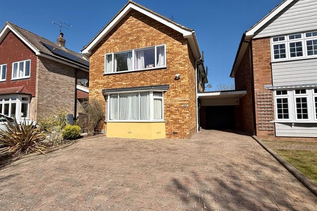 4 bedroom link detached house for sale