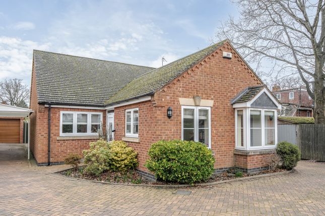 3 bed detached house