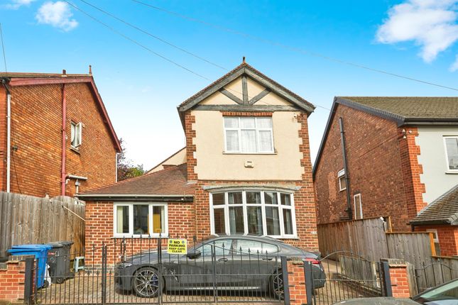 4 bed detached house