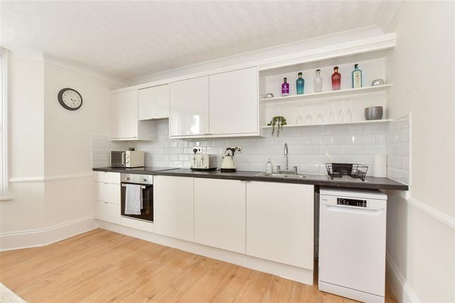 2 bed flat