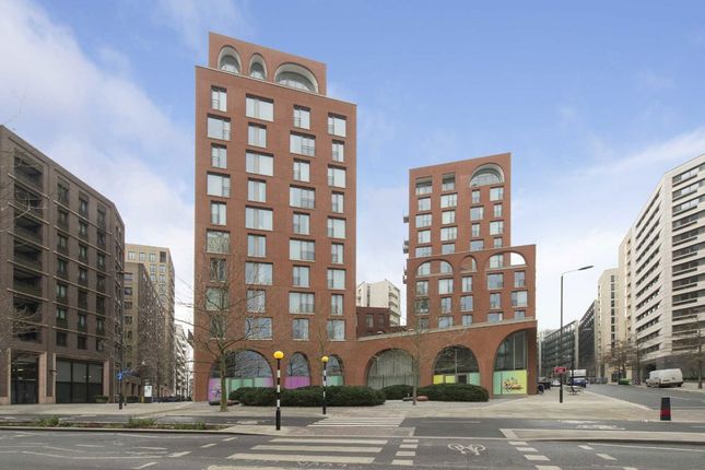 Lewis Cubitt Walk, London N1C 2 bed flat for sale
