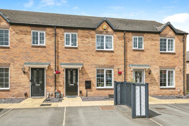 3 bedroom town house for sale