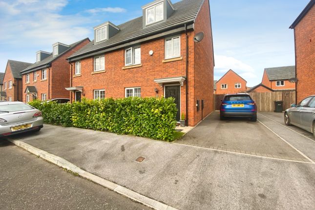 4 bedroom town house for sale