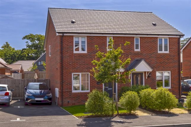 Gerbera Road, Worthing BN13 2 bed semi